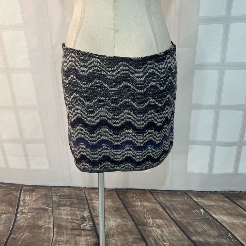 Missoni Sport Black Chevron Knit Mini Skirt Italian Size 42 or US Large 10/12 - Picture 5 of 10
